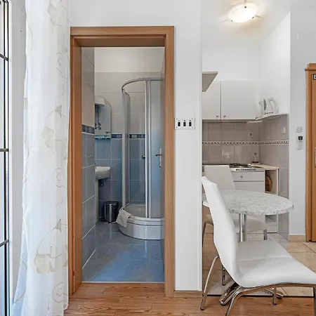 In With Wifi Sibenik