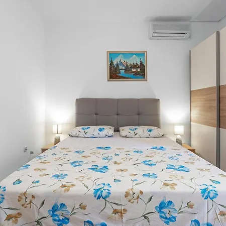 In With Wifi * Szybenik