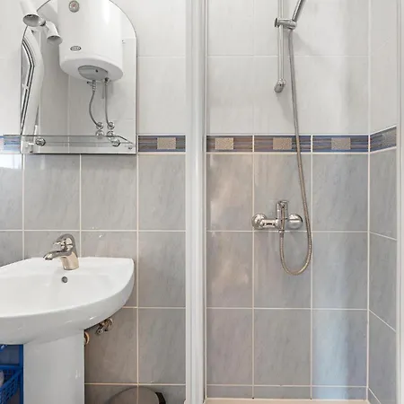 In With Wifi Szybenik