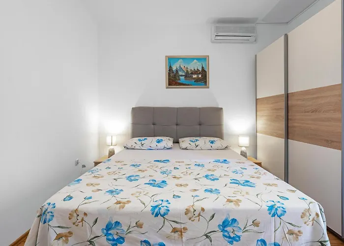 In With Wifi * Sibenik